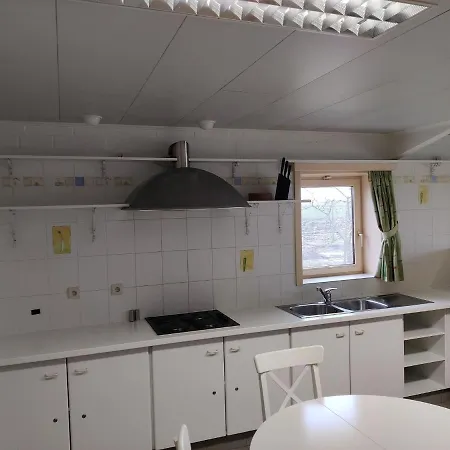 Lovely Holiday Home With Garden In Zuienkerke Feriehus Zuienkerke